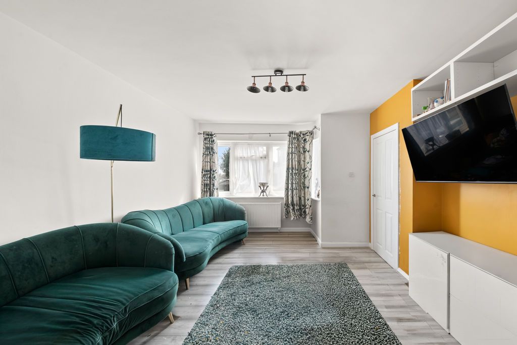 Property photo 2 of 13 Photo 7