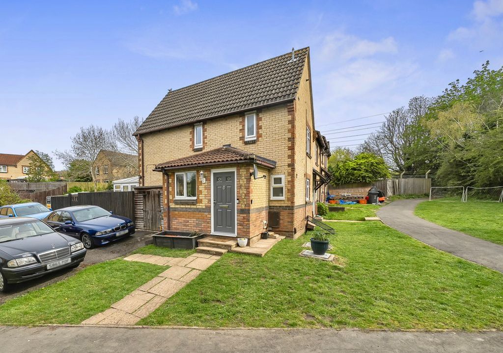 Property photo 1 of 19 Image00001