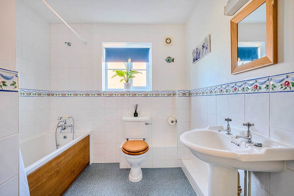 Additional image 18 of 4 bed detached house for saleThe Laurels, Beanacre, Melksham SN12
