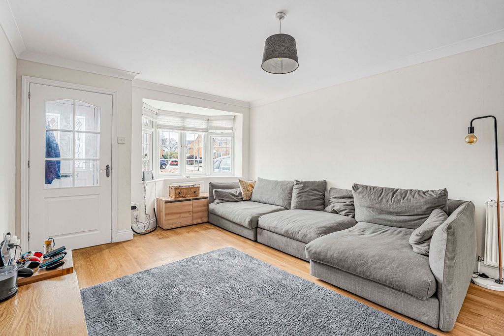 Property photo 2 of 11 Sitting Room