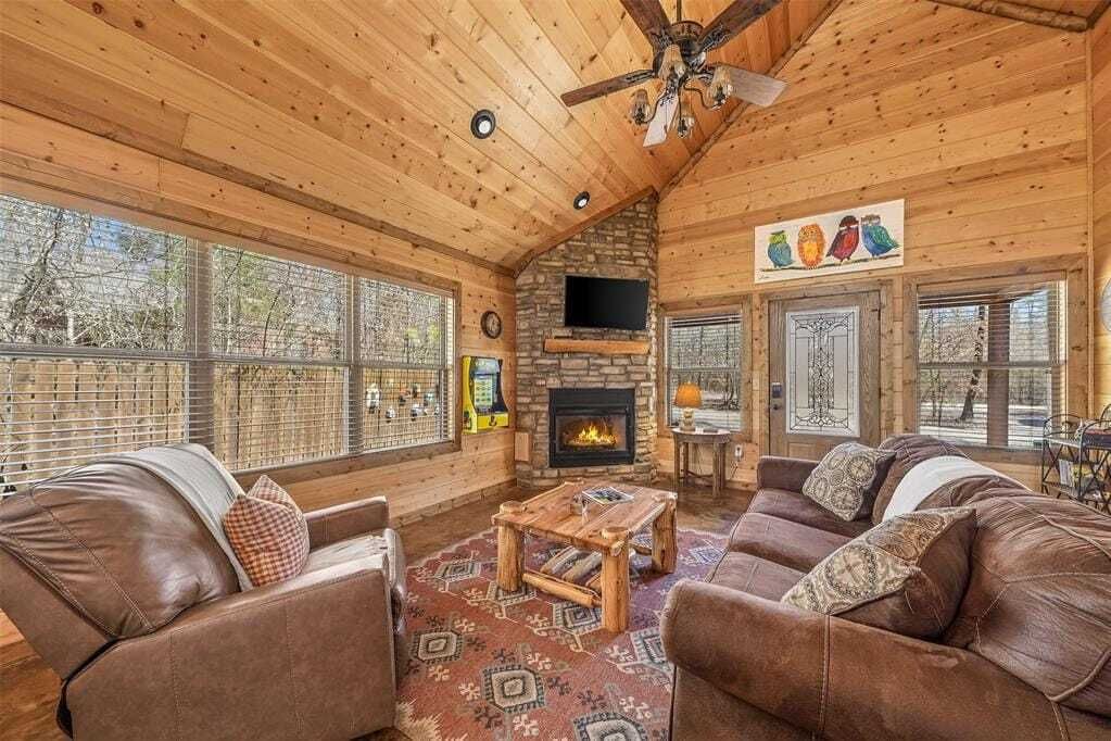 Property photo 3 of 18 <Alttext/>