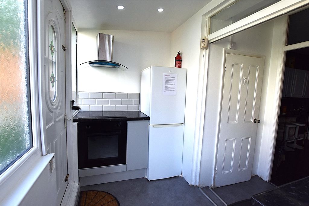 Property photo 3 of 11 Picture No. 02