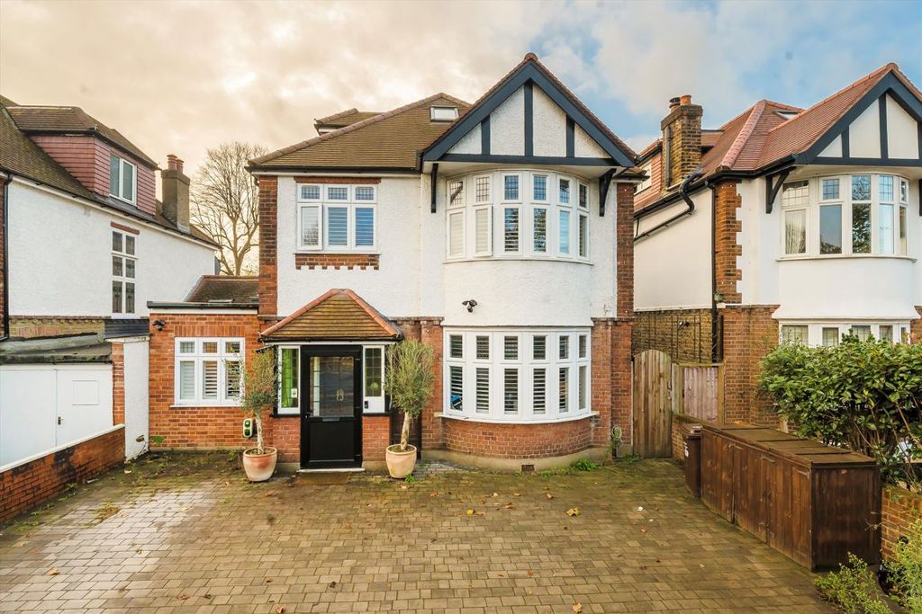 Property photo 1 of 9