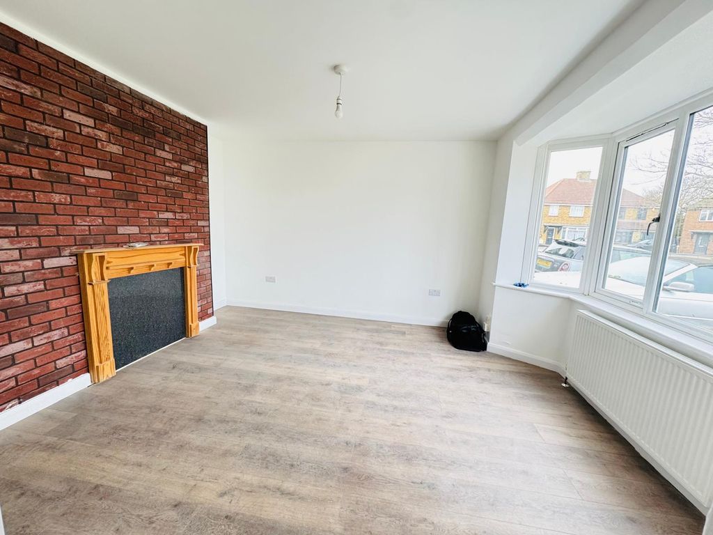 Property photo 2 of 10 Gallery