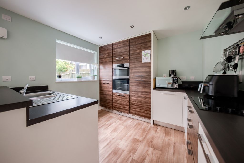 Property photo 3 of 19 Xt5A0263-Hdr(3)