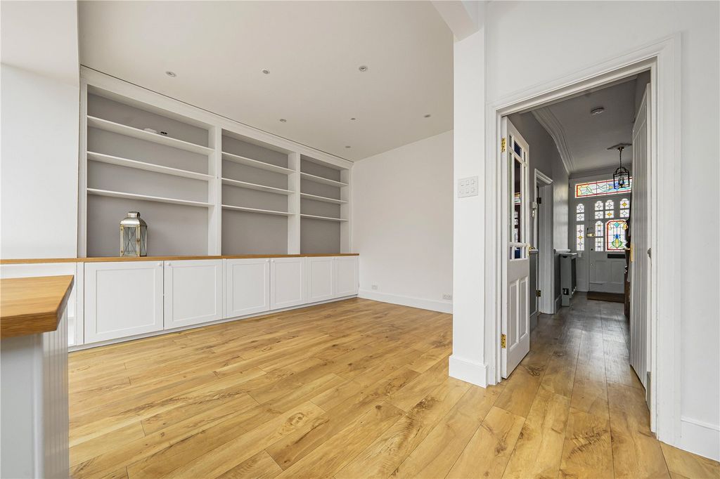 Property photo 2 of 21 Picture No. 26