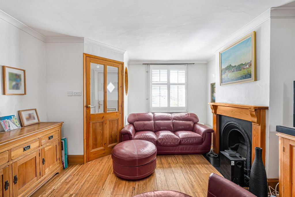 Property photo 2 of 22