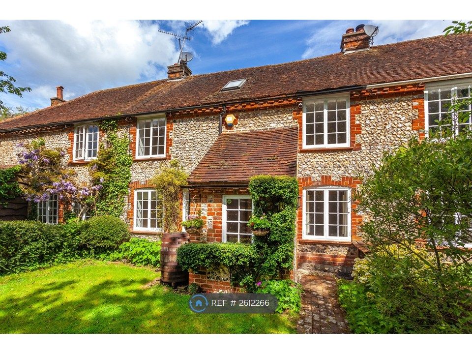 Property photo 2 of 23