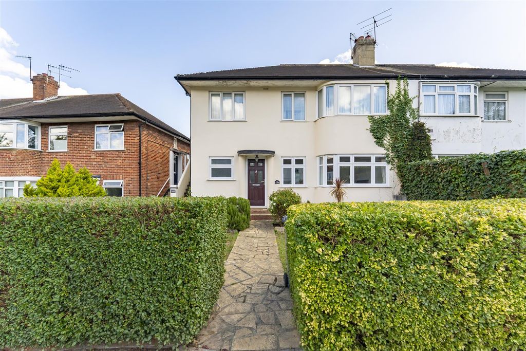 Property photo 1 of 10 Externals3.Jpg
