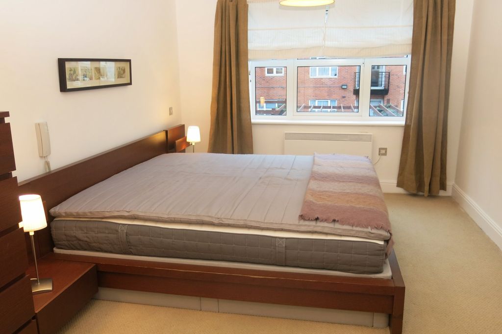 Property photo 2 of 7 Photo 02