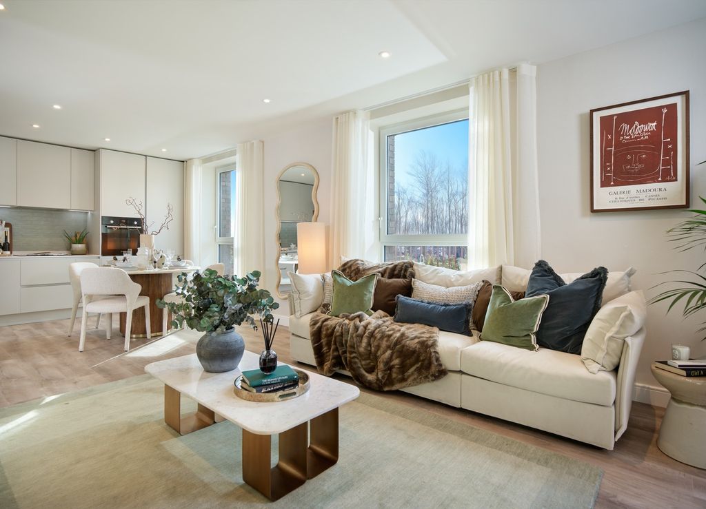 Property photo 3 of 8