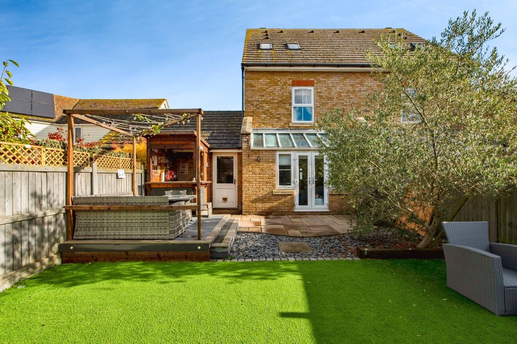 Property photo 1 of 19 Photo