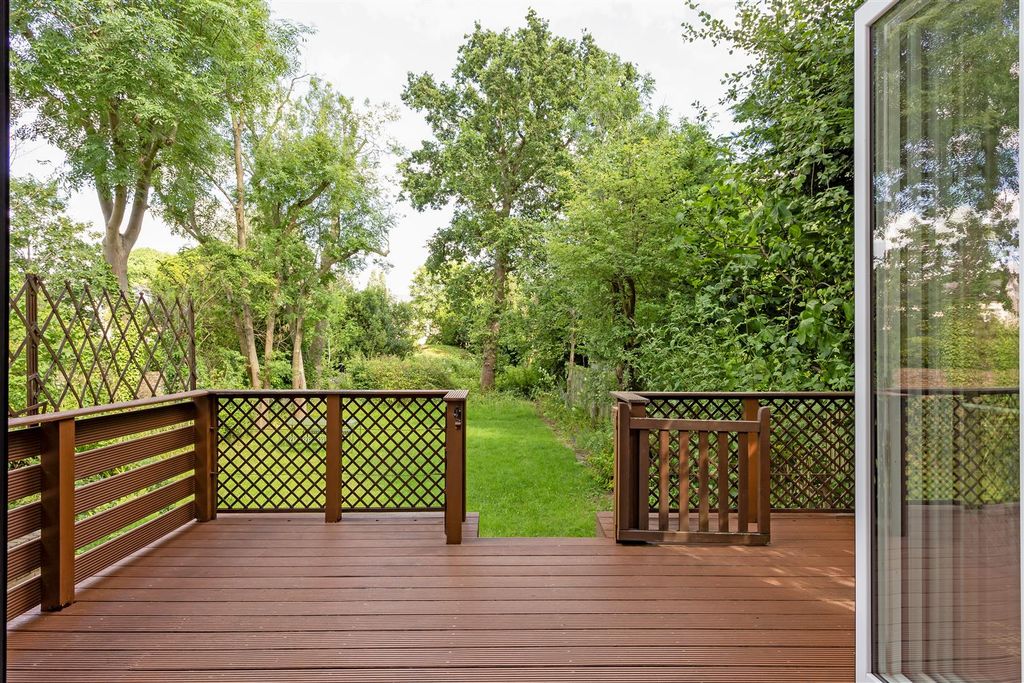 Property photo 3 of 12 Helliwell &amp; Co