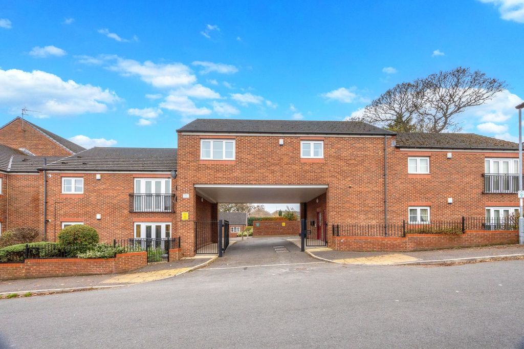 2 bed flat for saleDovecliffe View, Worsbrough, Barnsley S70 photo 2