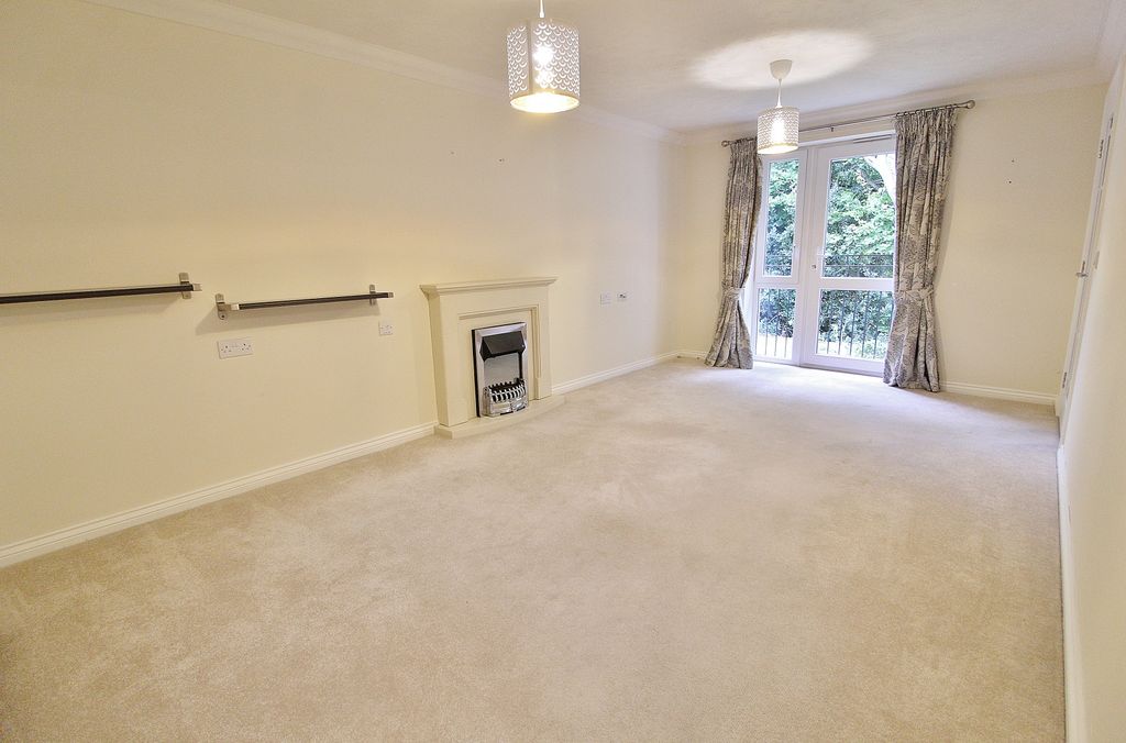 Property photo 3 of 15