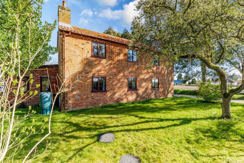 Property photo 1 of 23