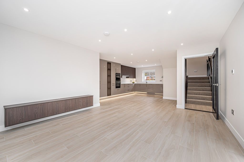 Property photo 2 of 33 Property Image 2