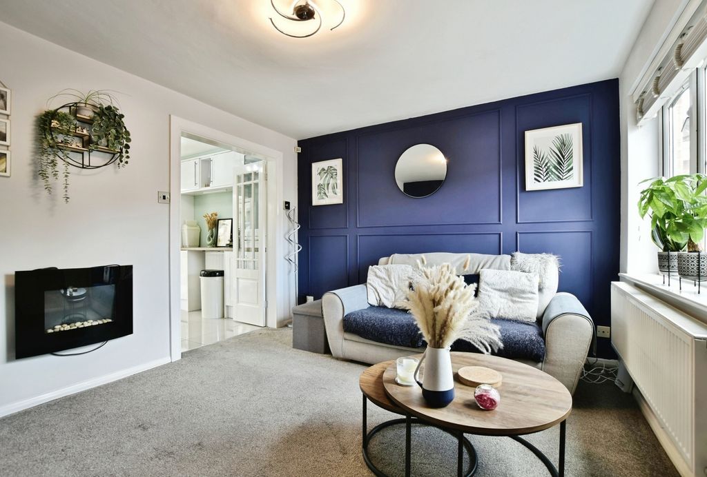 Property photo 3 of 23 Pbox-Img.Jpg