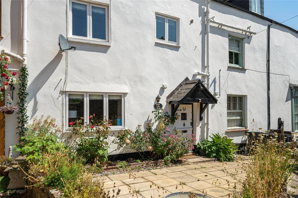 Property photo 1 of 23 Picture No. 01