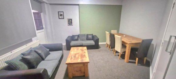 Property photo 1 of 13 9662977.Jpg