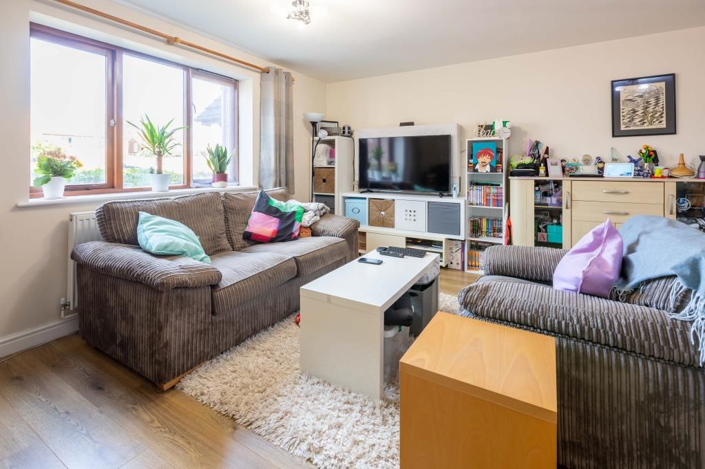 Property photo 3 of 10 Living Area