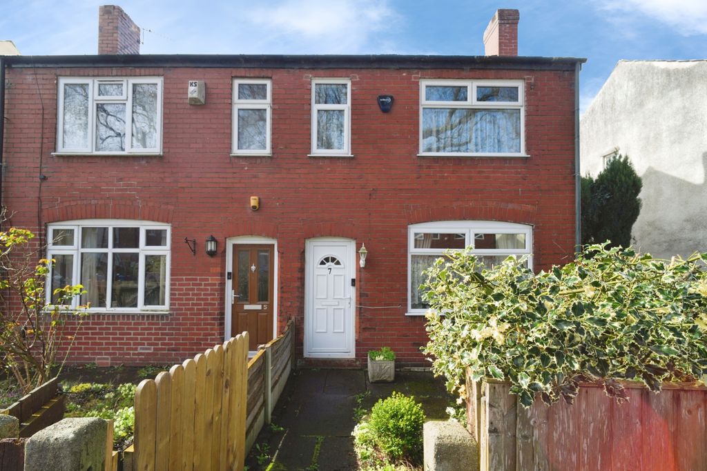 Property photo 1 of 15 Front