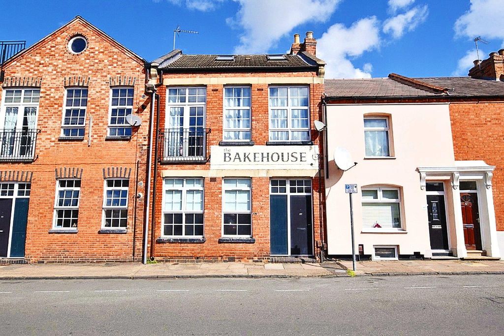 Property photo 1 of 9 1.Jpg