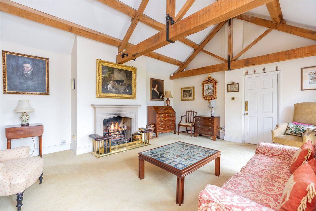 Property photo 2 of 27 Picture No. 25