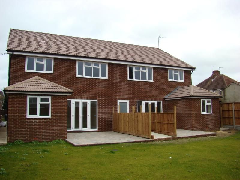 Property photo 2 of 7 Rear Aspect