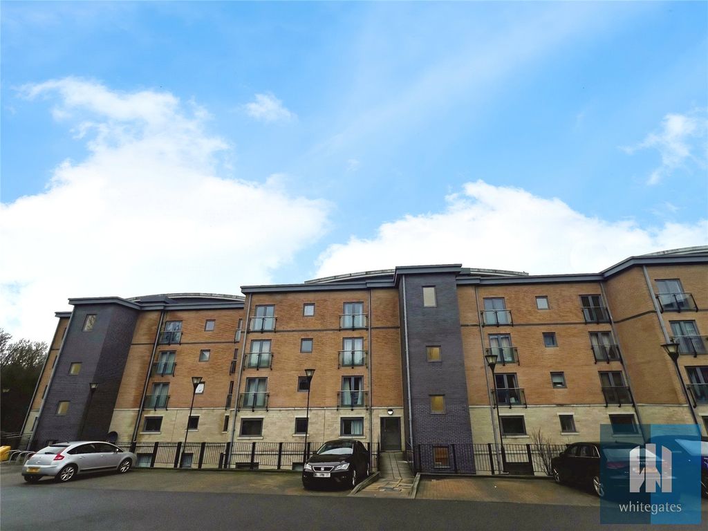 Property photo 1 of 14 Picture No. 11