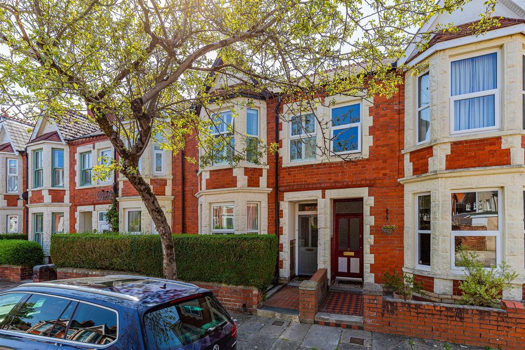 Property photo 1 of 21 Purbeck Street 4-24.Jpg