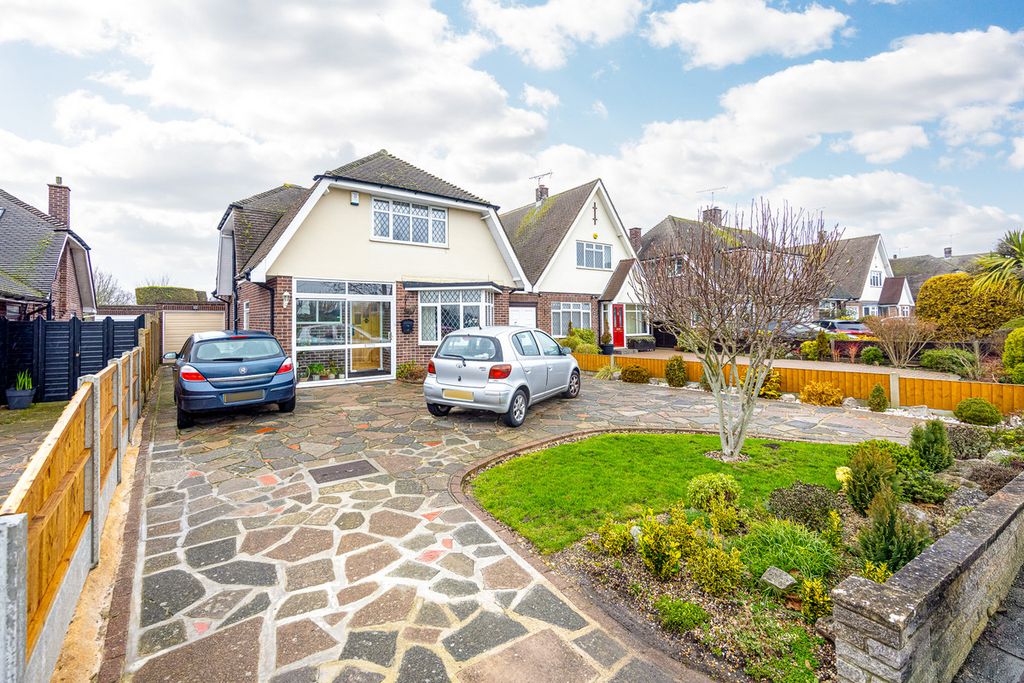 Property photo 1 of 26