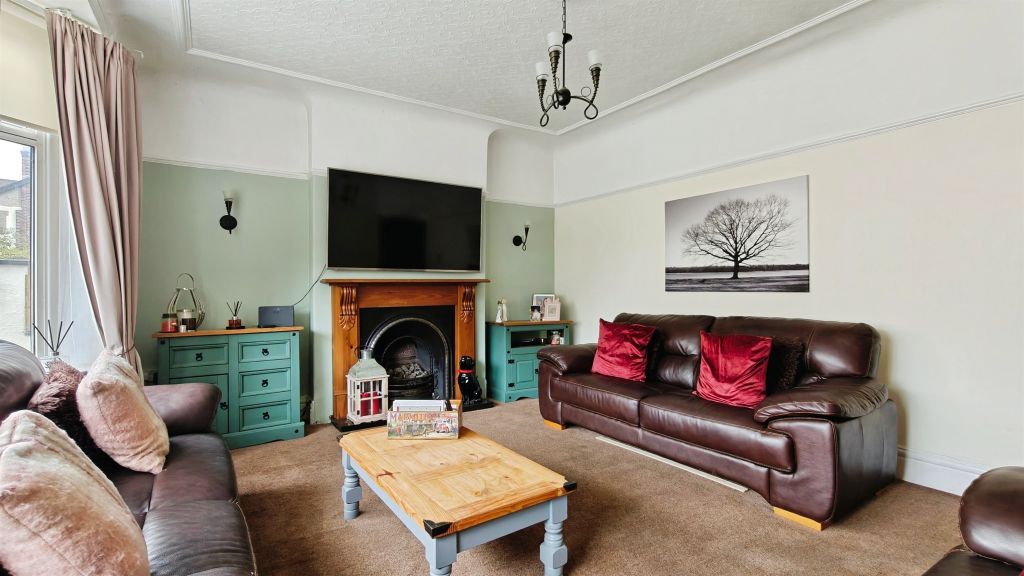 Property photo 3 of 24