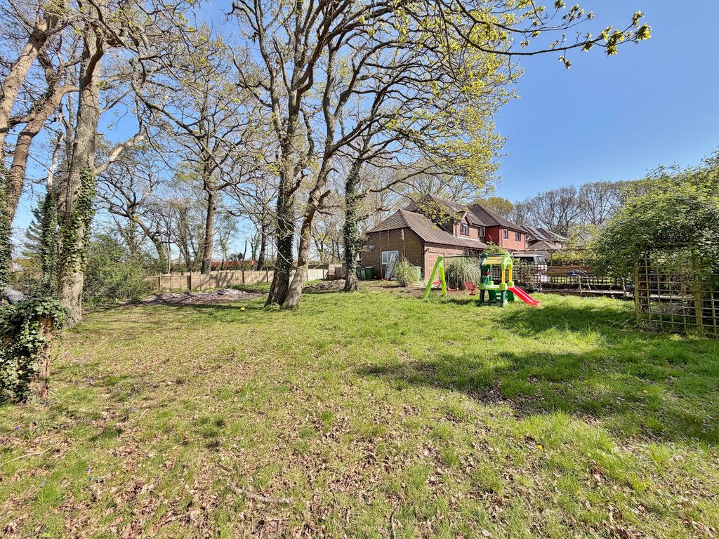 Additional image 29 of 6 bed detached house for saleFareham Park Road, Fareham PO15