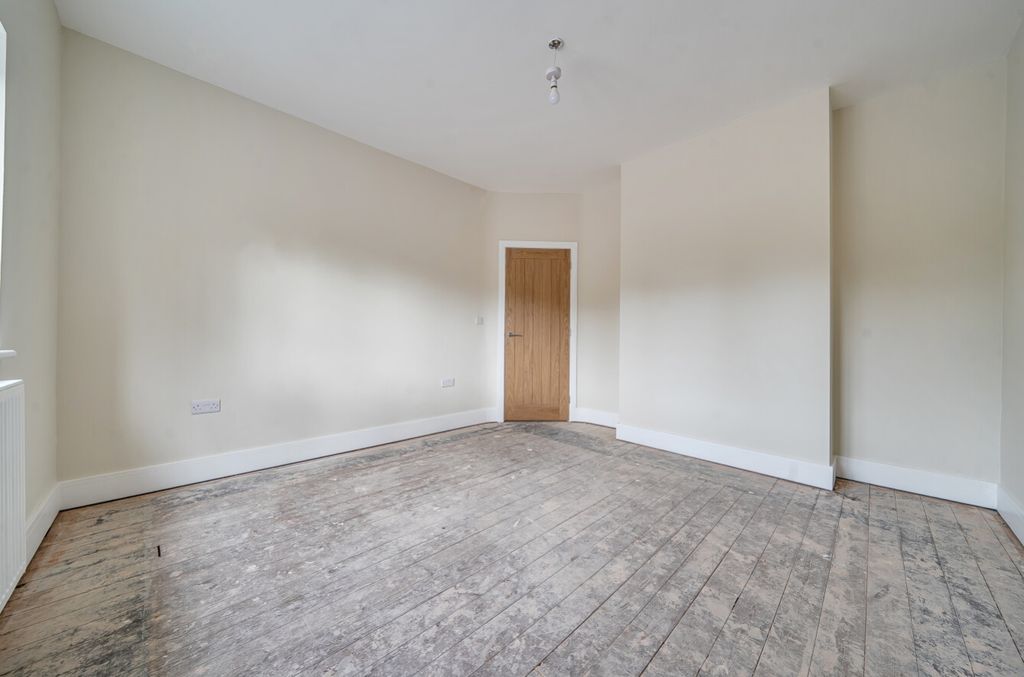 Additional image 14 of 3 bed detached bungalow for saleNewark Road, North Hykeham, Lincoln, Lincolnshire LN6