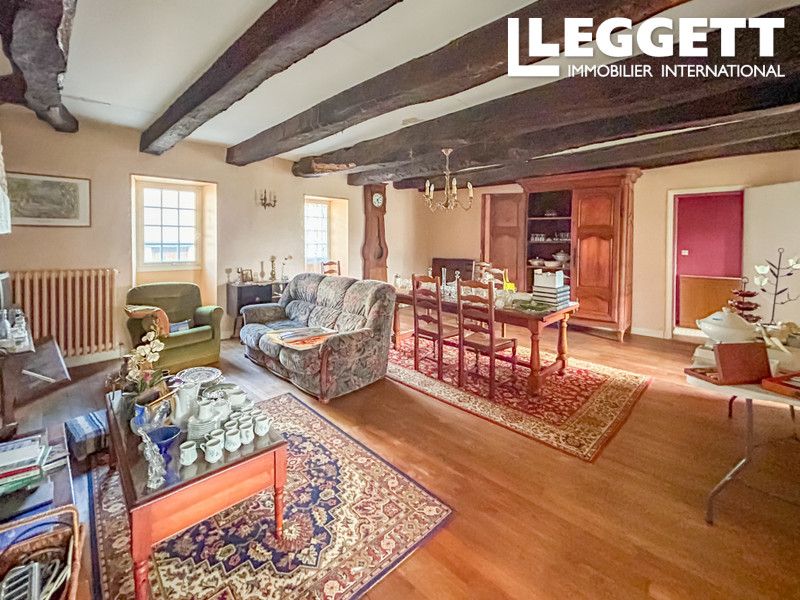 Property photo 3 of 10