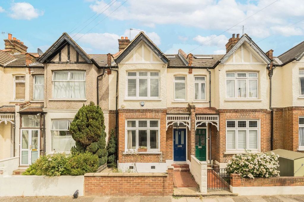 Property photo 1 of 8
