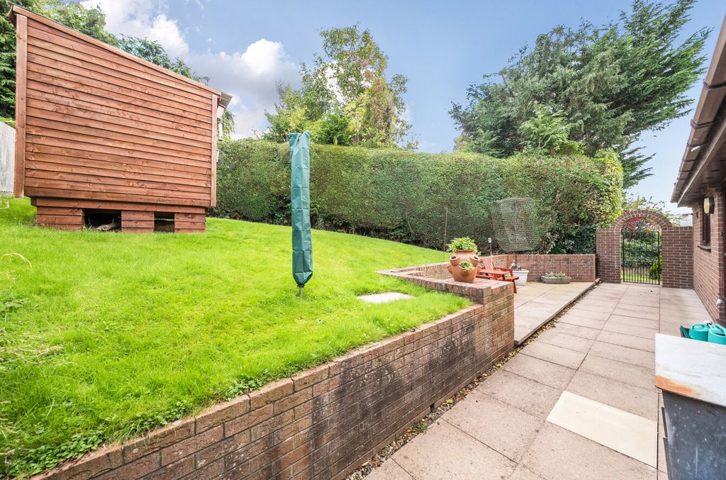 Property photo 3 of 21 1357281-2-68d40A0...