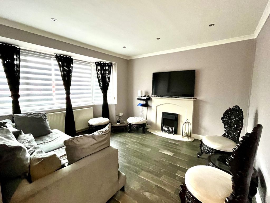 Property photo 2 of 12 Not Specified
