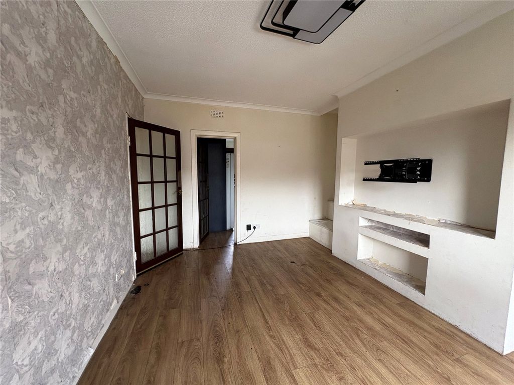 Property photo 3 of 8 Picture No. 03