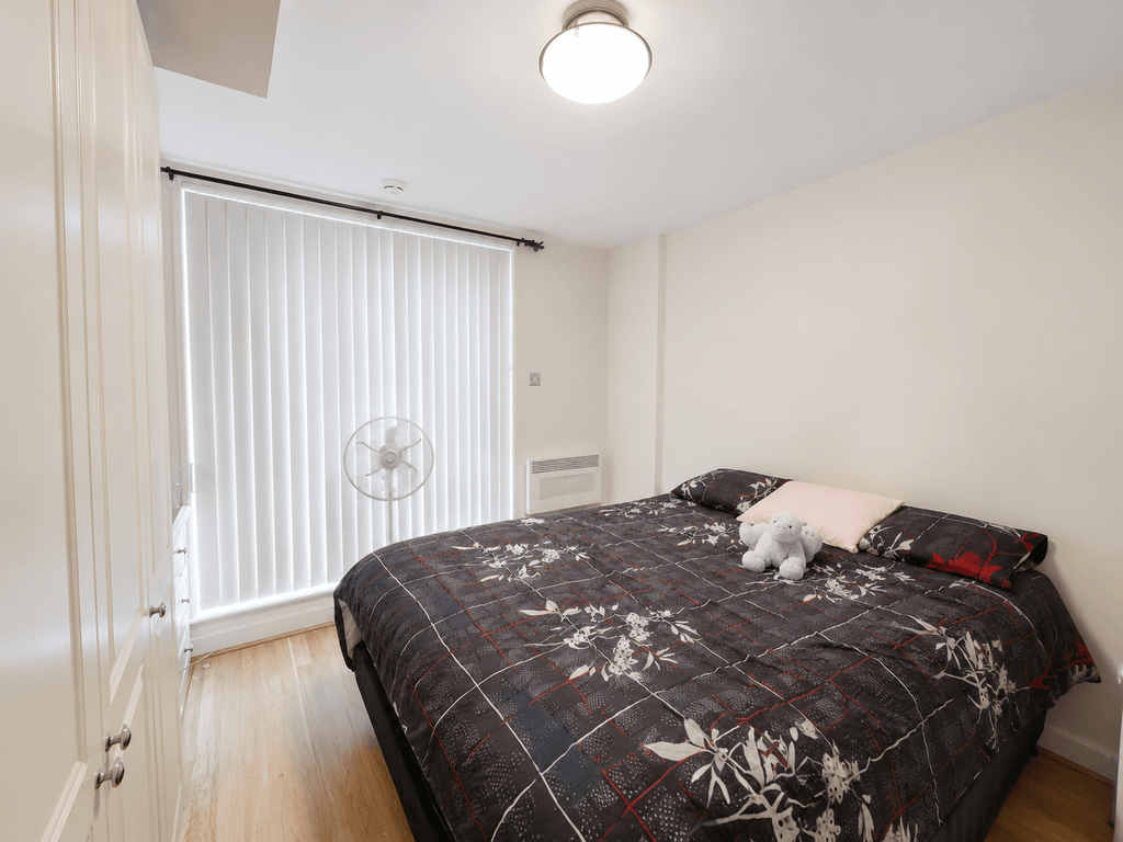 Property photo 1 of 7 2 Bedroom Flat For Rent
