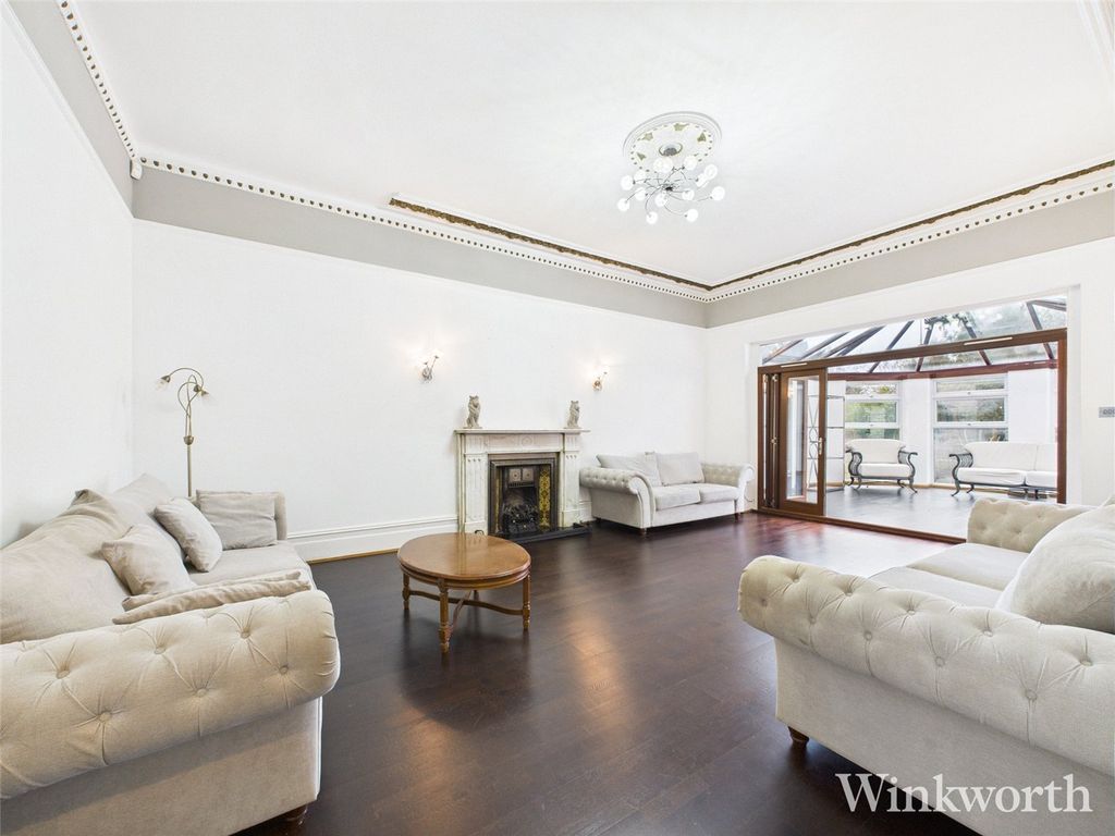 Property photo 1 of 35 Picture No. 42