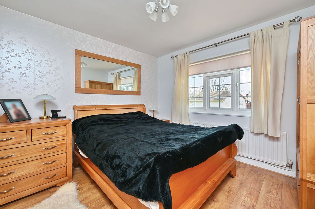 Additional image 10 of 4 bed detached house for saleVirginia Gardens, Farnborough GU14