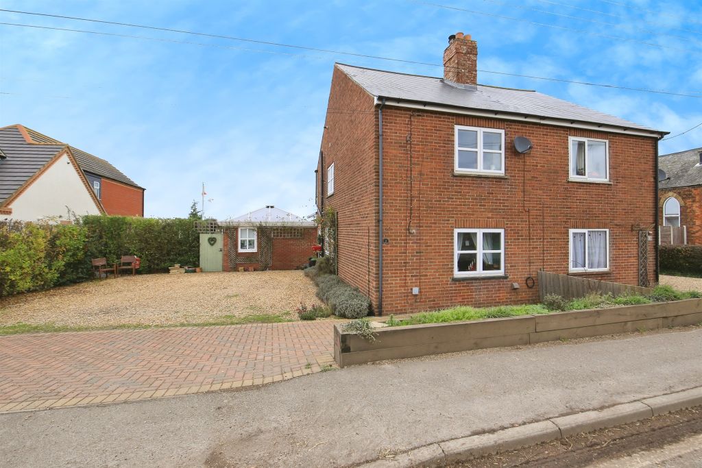 Property photo 1 of 16