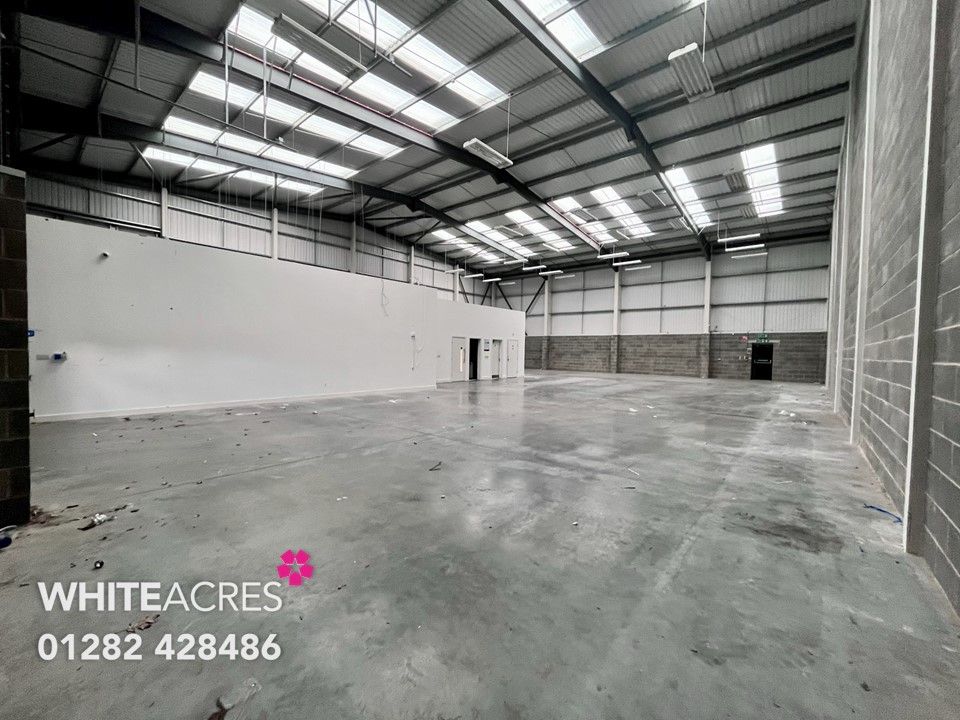 Property photo 3 of 8 Photo 10