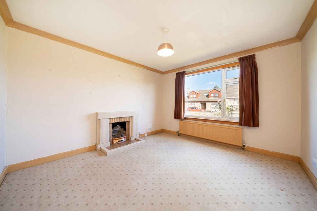 Property photo 2 of 33 Photo 10