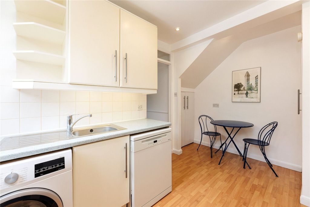 Property photo 3 of 9 Picture No. 02