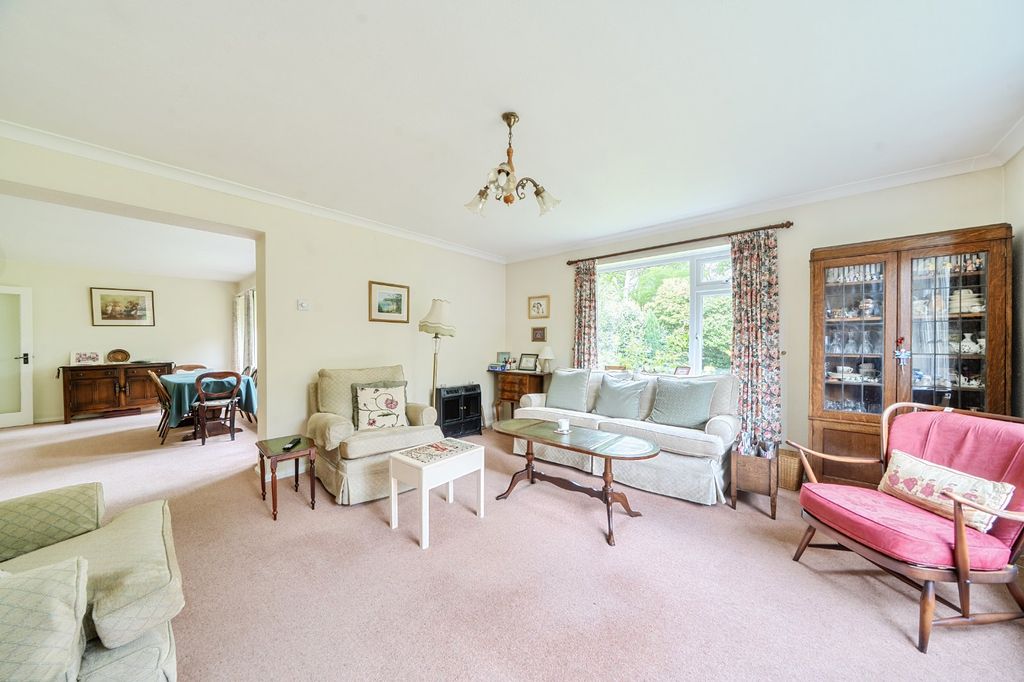 Property photo 2 of 19 Picture No. 09