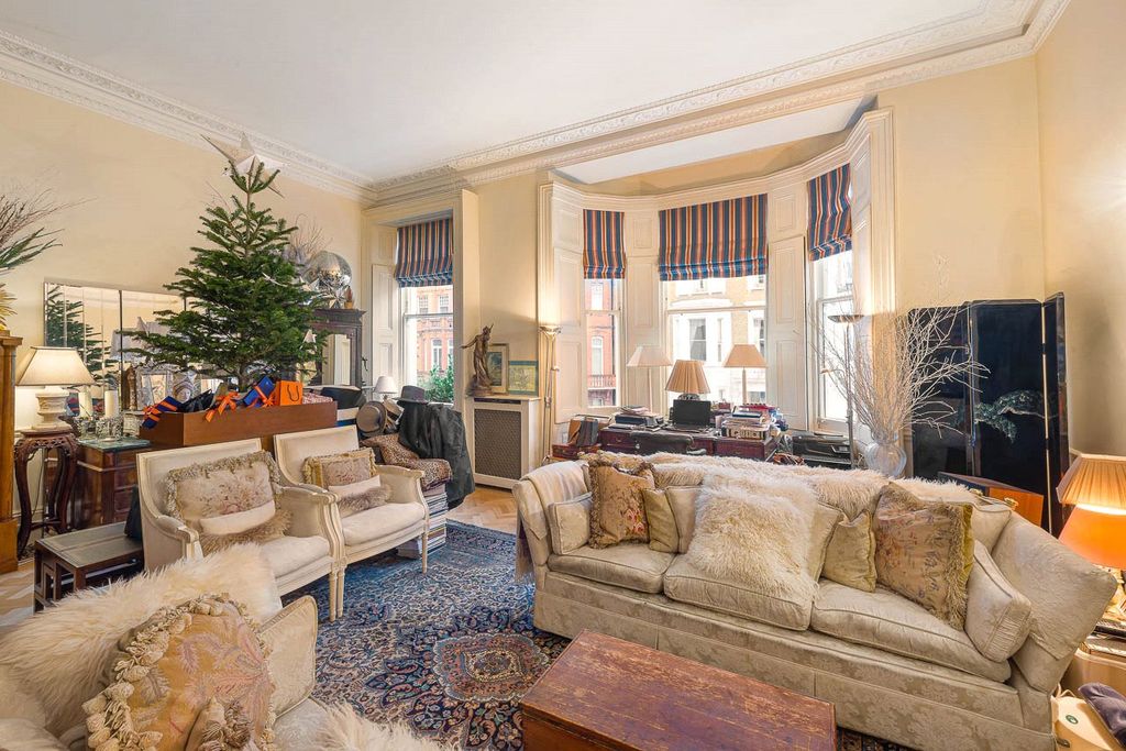 Property photo 1 of 5