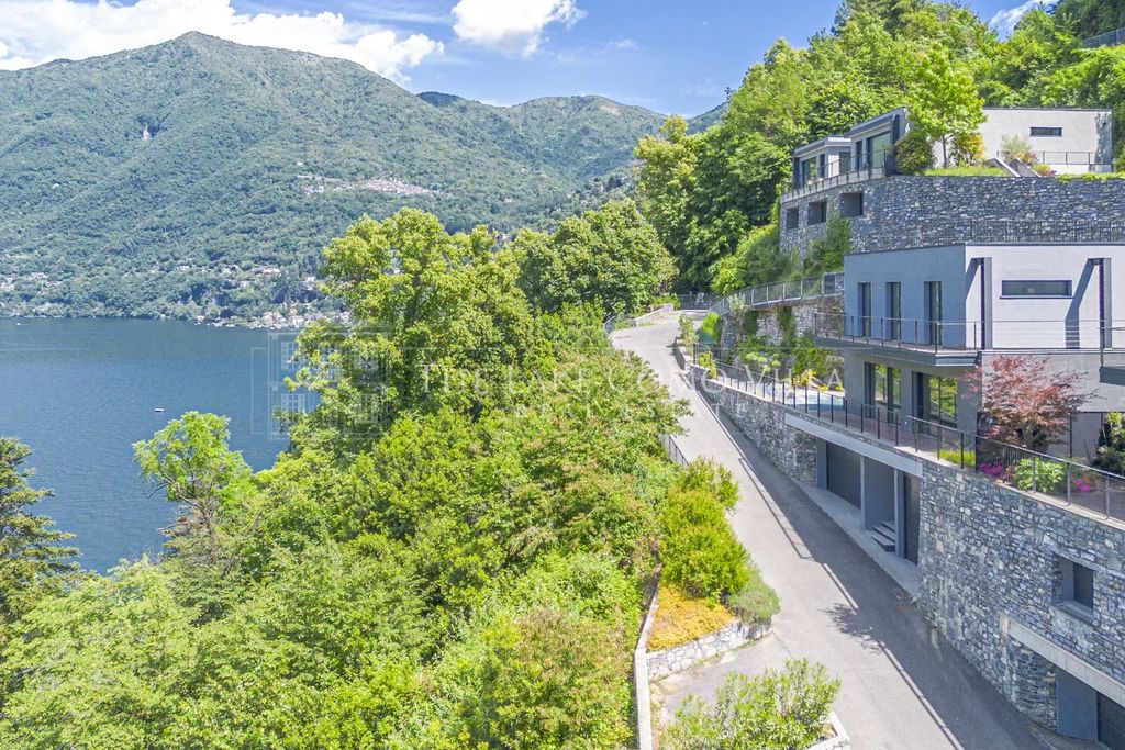 Property photo 1 of 41 The Lake Como Villa- Villa Via Cesare Poggio 25 Torno